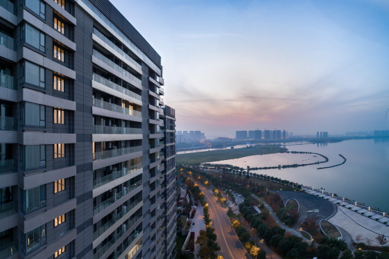 鉑悅犀湖（中國(guó)土木工程詹天佑獎(jiǎng)優(yōu)秀住宅小區(qū)金獎(jiǎng)，全國(guó)用戶(hù)滿(mǎn)意工程）